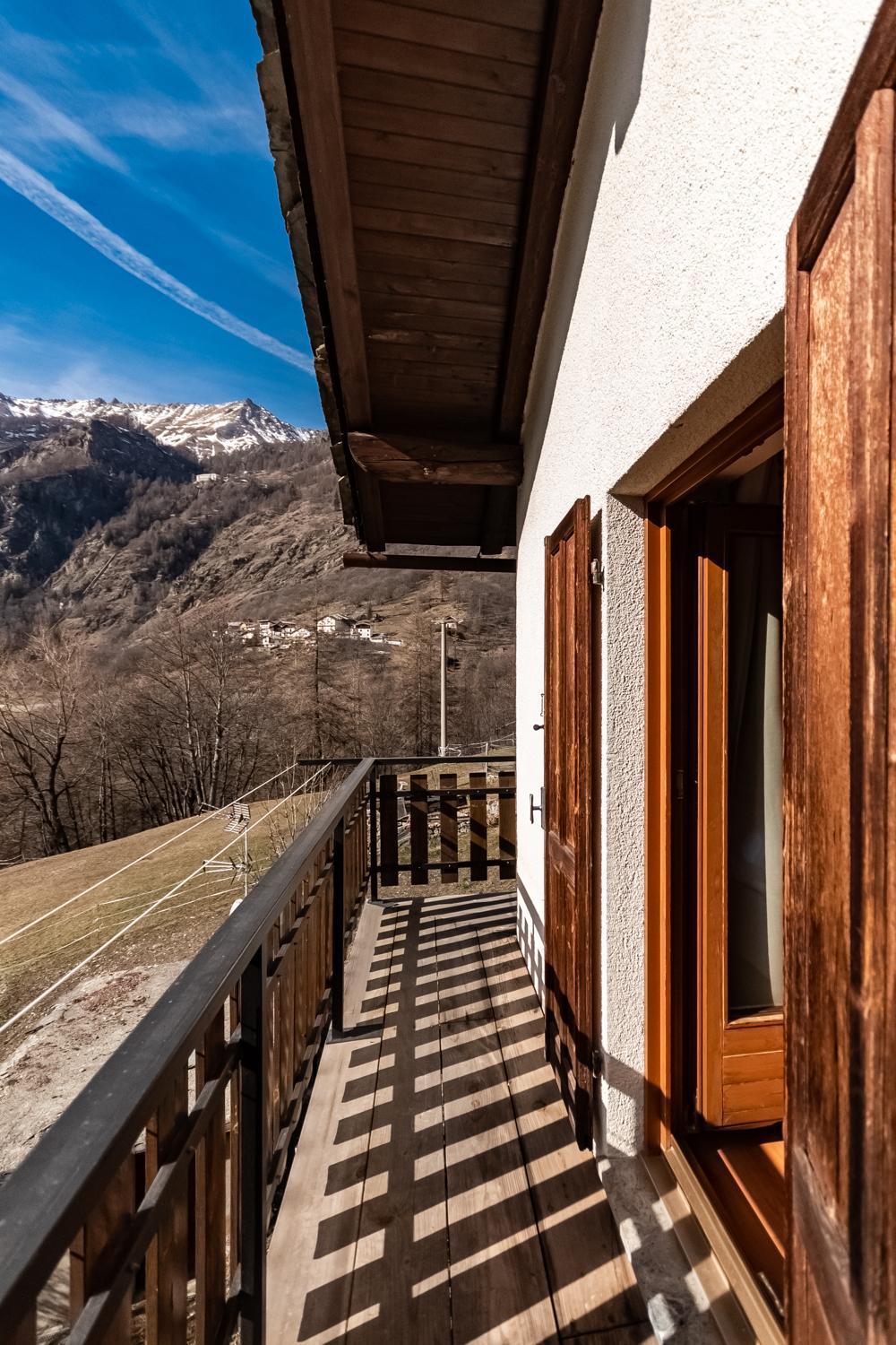 Relax & Sports -Cervinia- Maison Вальтурнанш Экстерьер фото