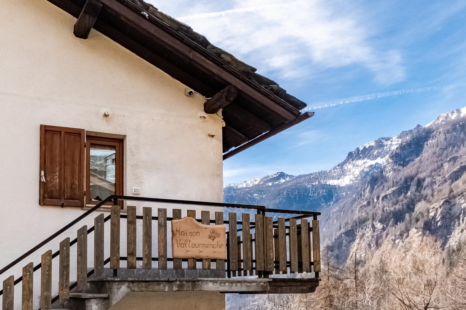 Relax & Sports -Cervinia- Maison Вальтурнанш Экстерьер фото